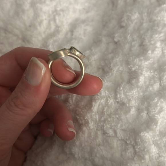 Peridot & Sterling Silver Ring - Size 7 - Picture 3 of 7